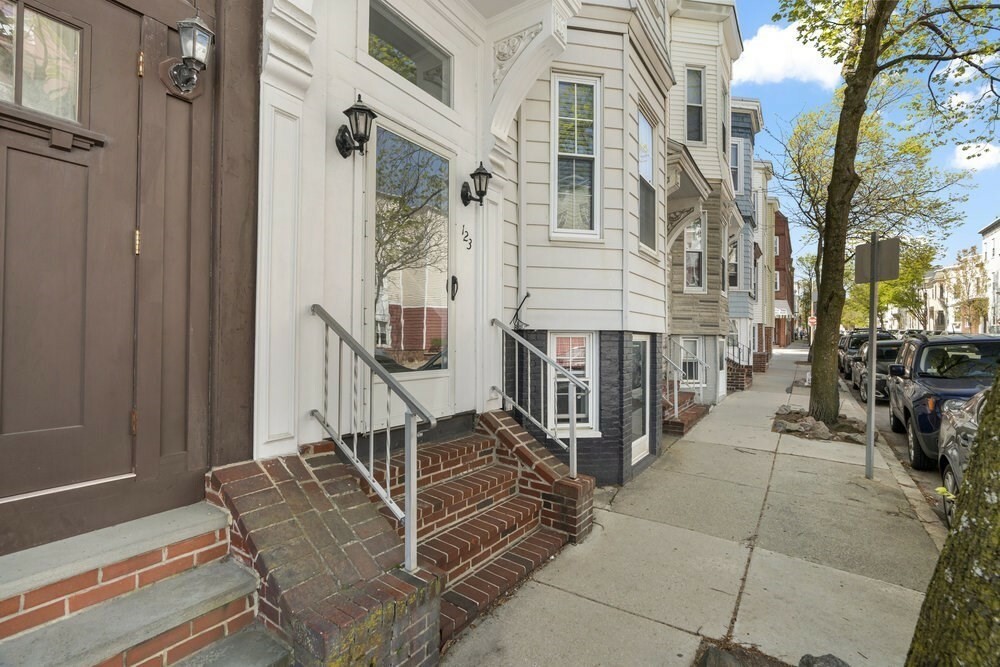 Property Photo: 123 H Street MA 02127
