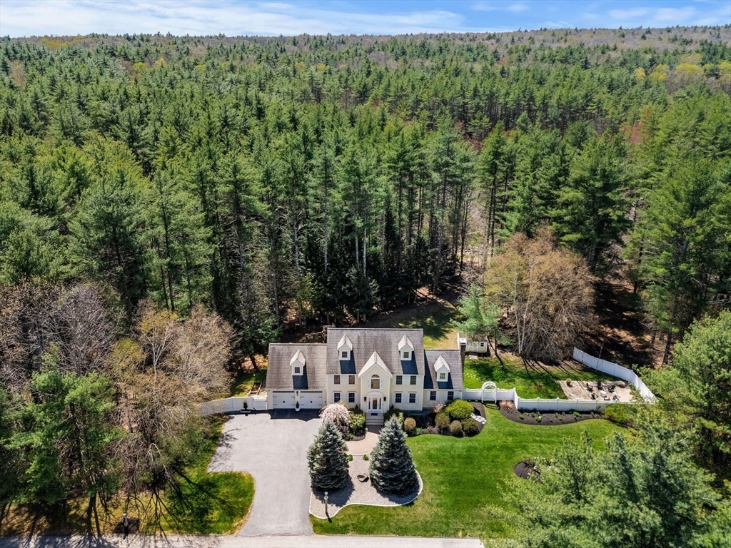19 Powhatan Rd  Pepperell MA 01463 photo