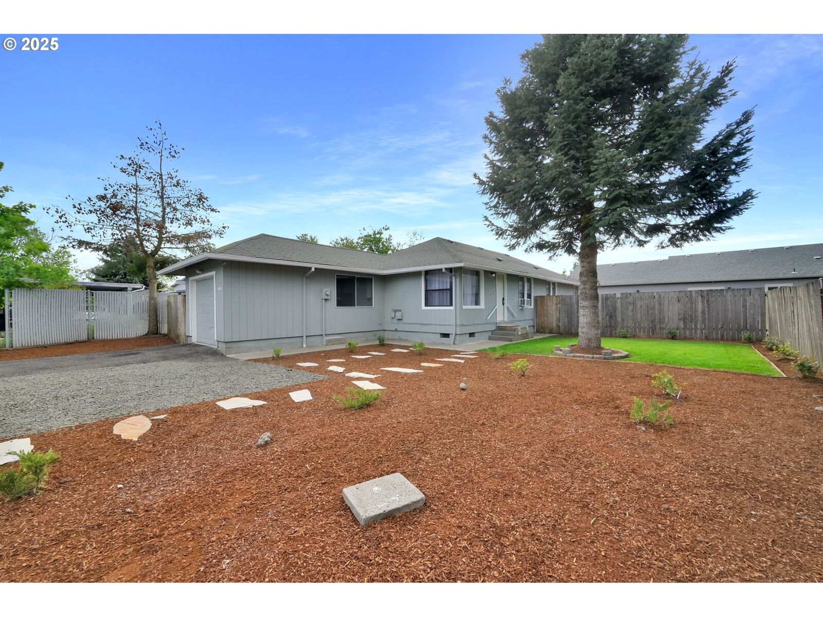 Property Photo:  4090 Bell Ave  OR 97402 