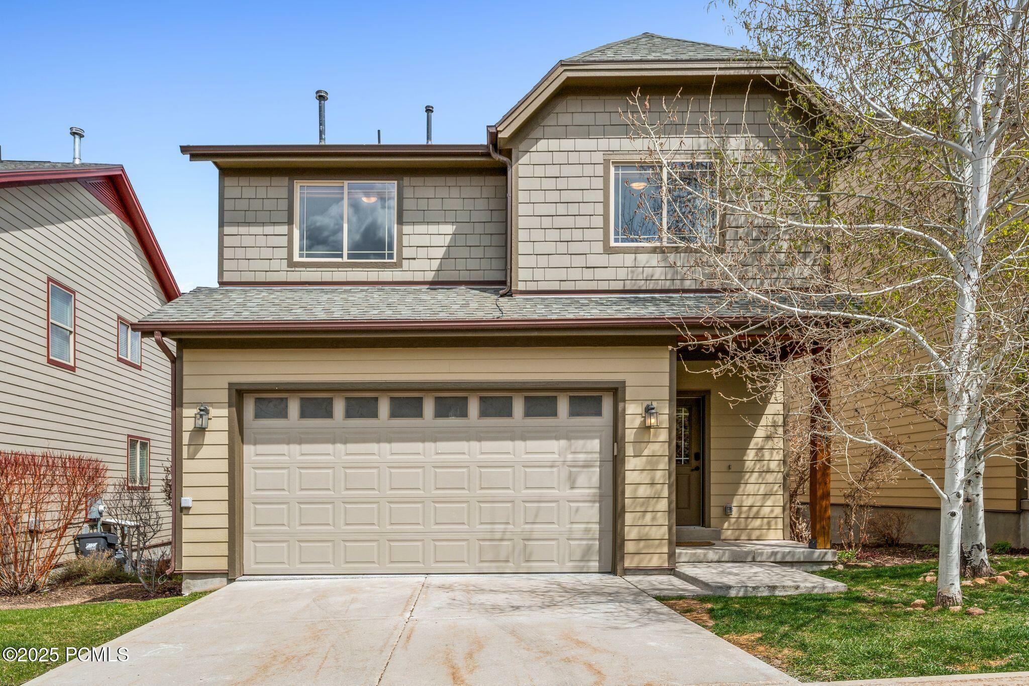 Property Photo: 5640 Kodiak Way UT 84098