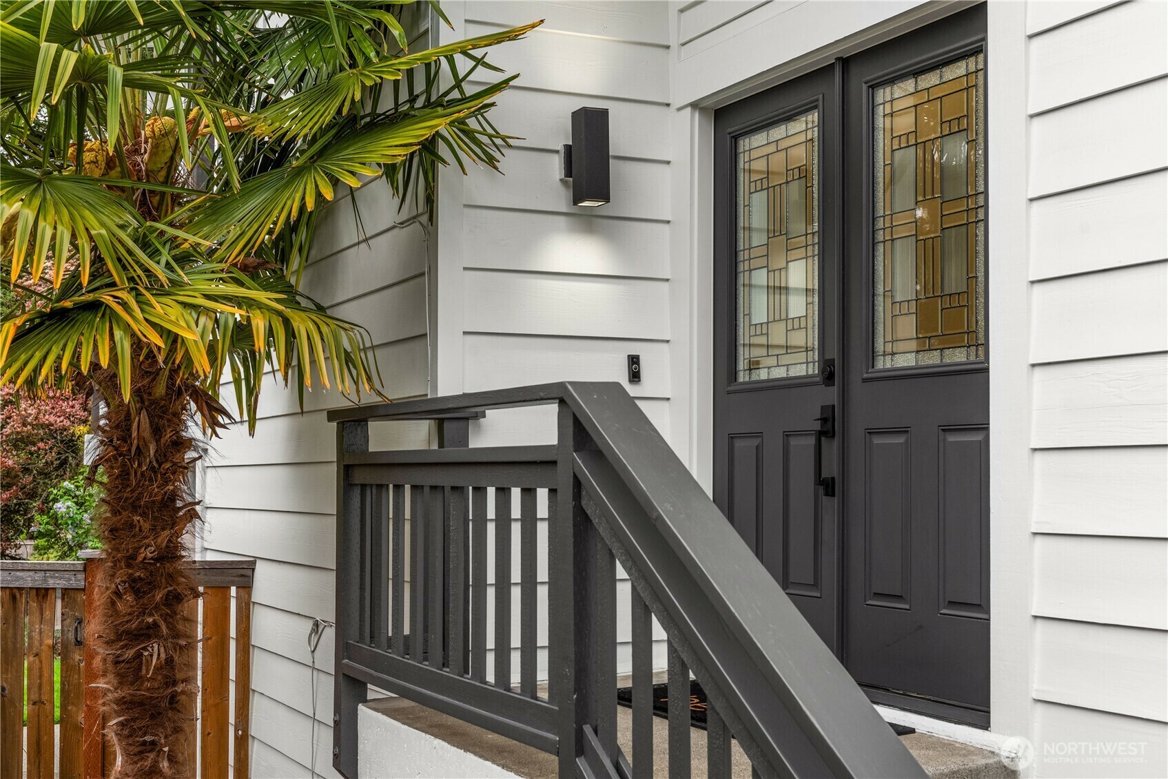 Property Photo: 6723 Murray Avenue SW WA 98136