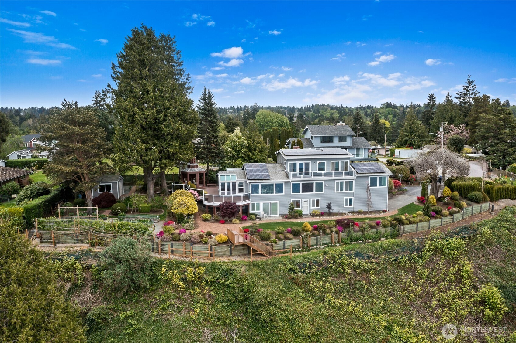 Property Photo: 800 S 249th Street WA 98198