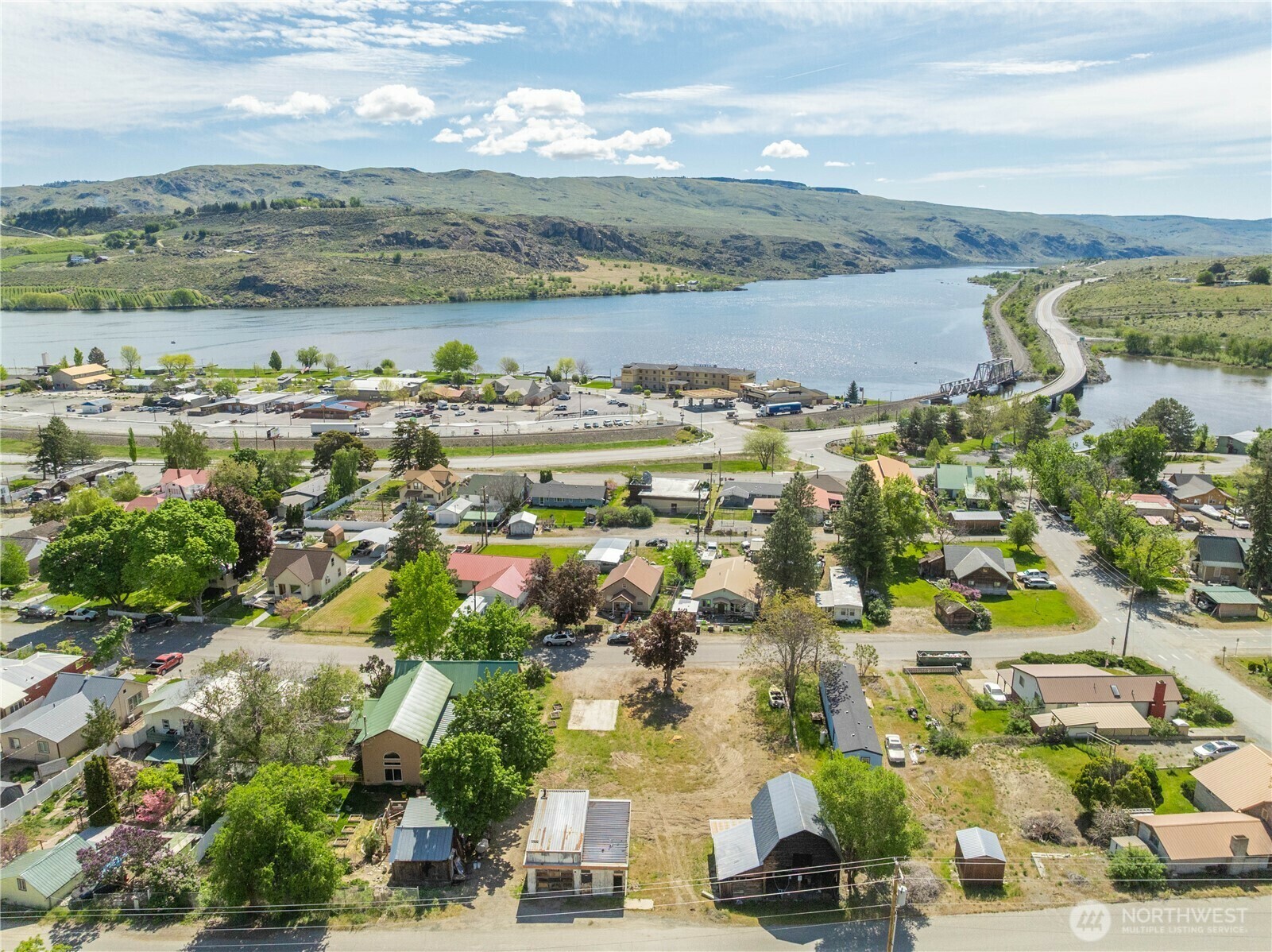 Property Photo: 248 Beach Street WA 98846
