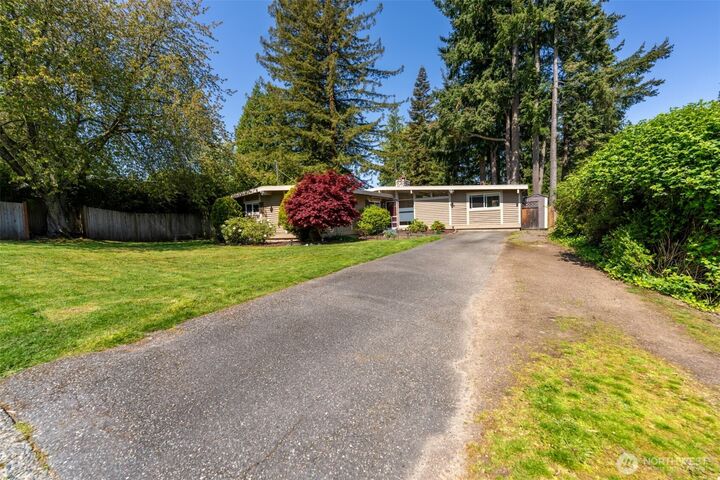 14514 SE 14th Street  Bellevue WA 98007 photo