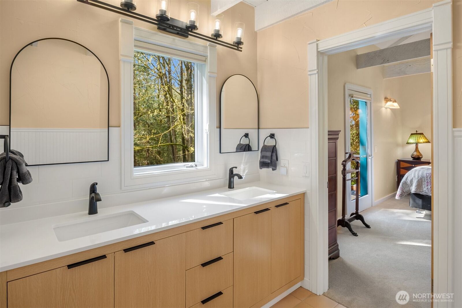 Property Photo:  17222  58th Street SE  WA 98290 