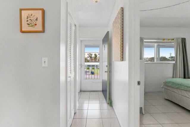 Property Photo: 1118 Lake Terrace H209 FL 33426