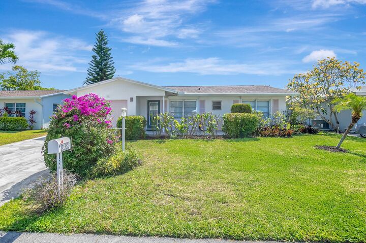 Property Photo:  14352 Amapola Drive Drive  FL 33484 