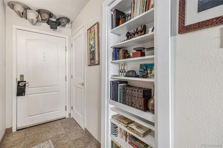 Property Photo: 1020 15th Street 27B CO 80202