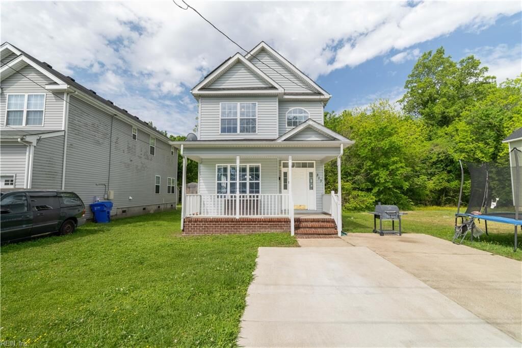 Property Photo: 313 N Lloyd St VA 23434