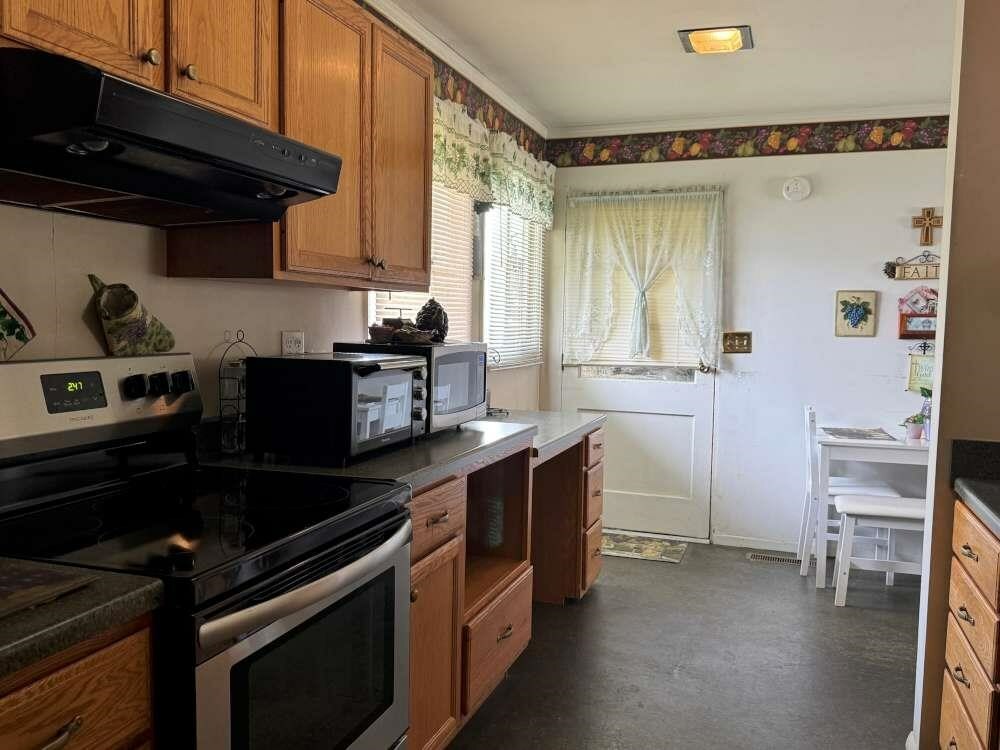 Property Photo: 701 S 16th Street IN 47374