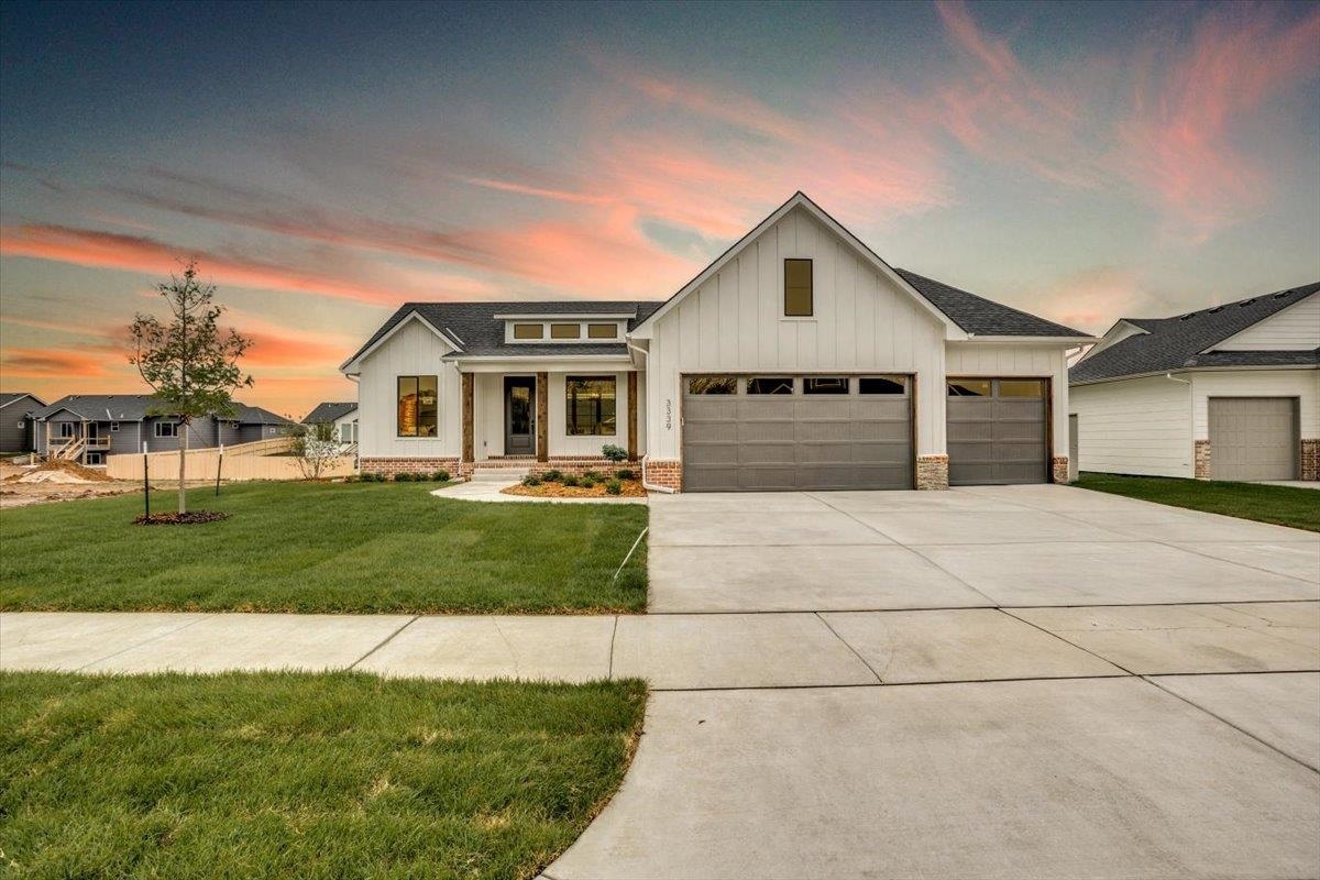 3339 S Linden Ct  Wichita KS 67210 photo