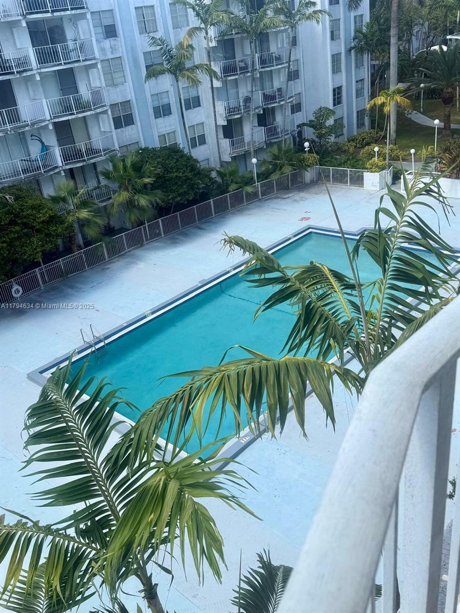 Property Photo: 488 NW 165th St Rd B-512 FL 33169