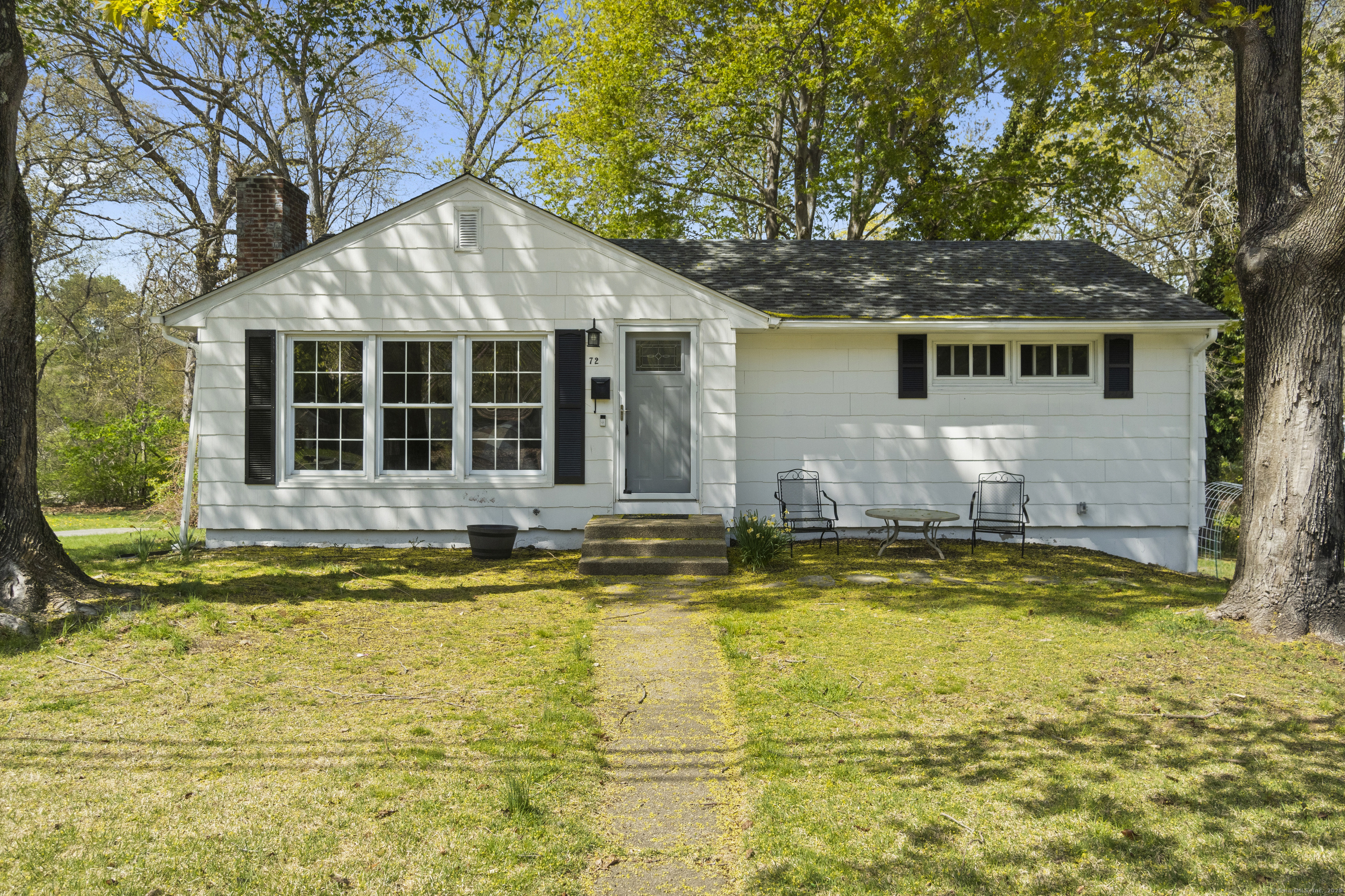 Property Photo: 72 Park Avenue CT 06382