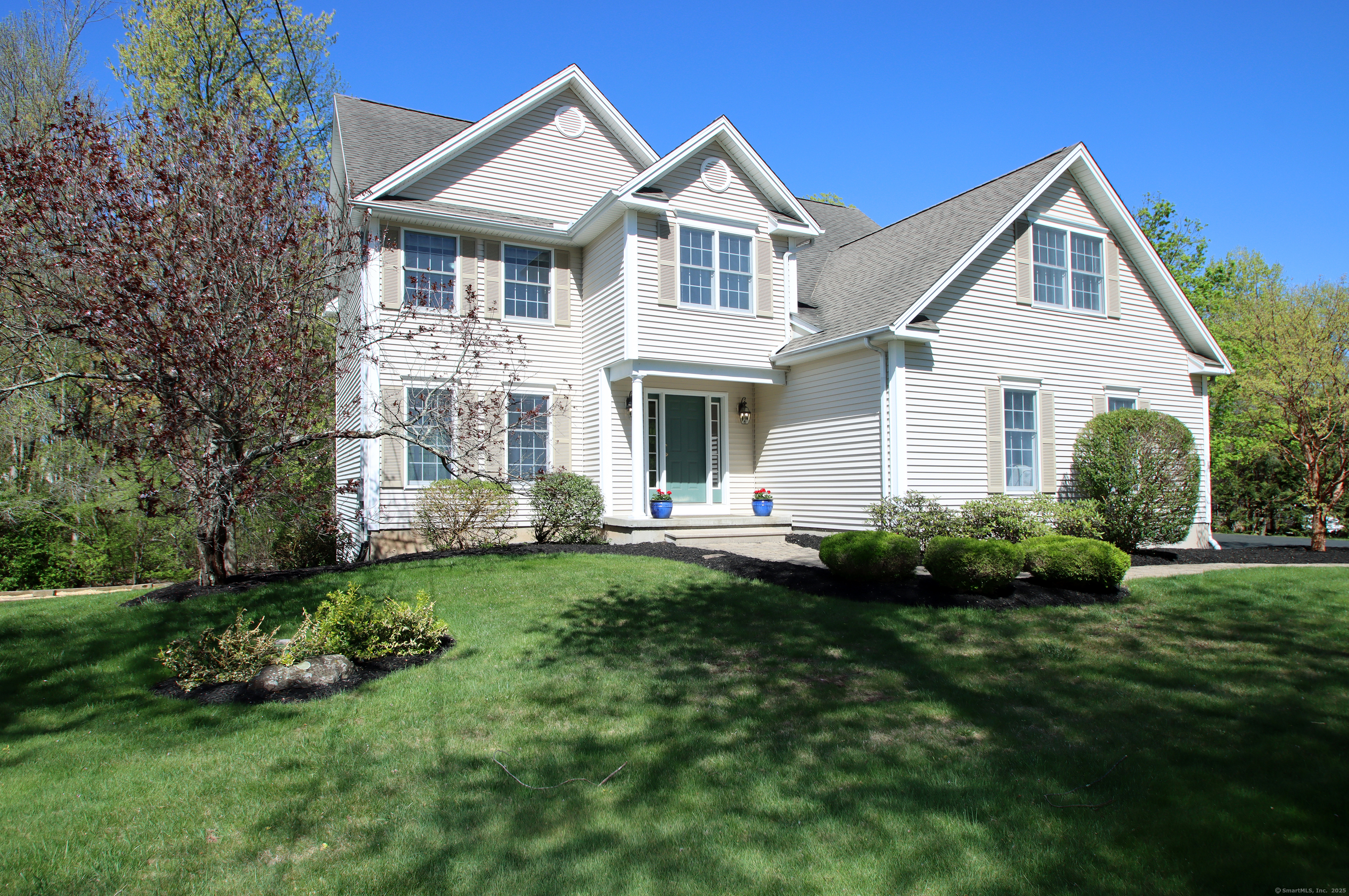 Property Photo: 789 East Street CT 06489