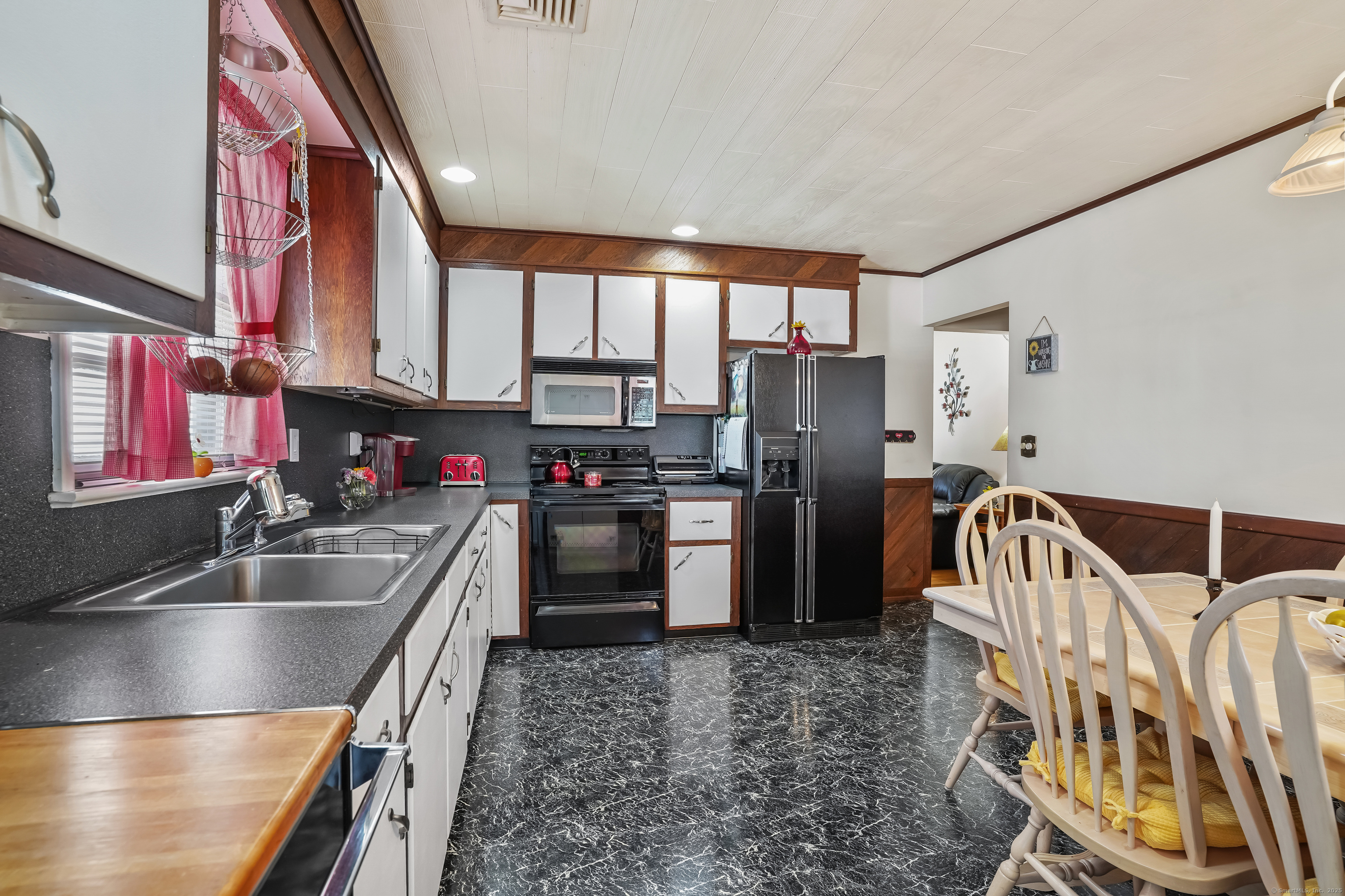 Property Photo: 3 Phillips Street CT 06850