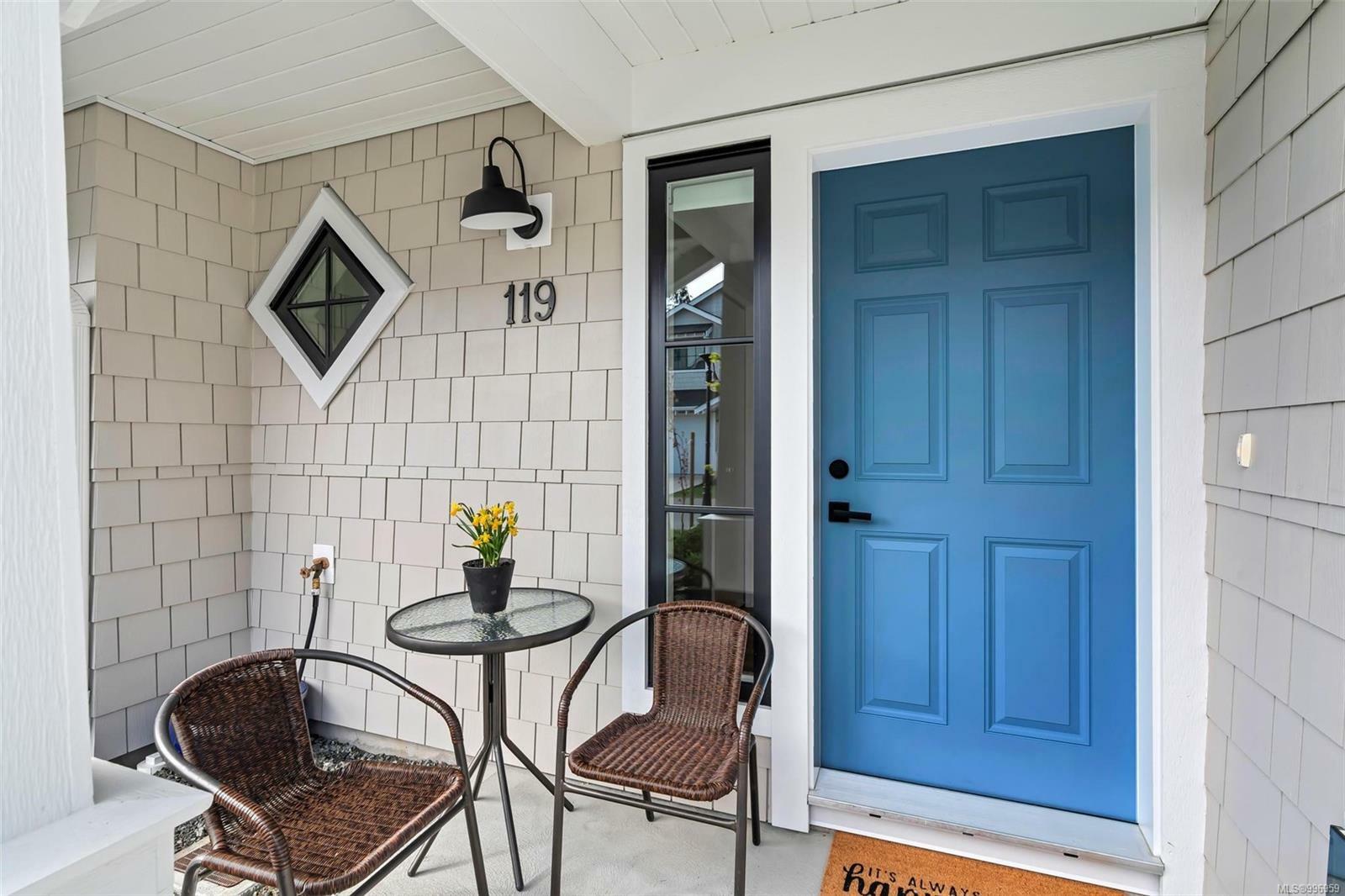 Property Photo: 2096 Kennedy St S 119 BC V9Z 1P7