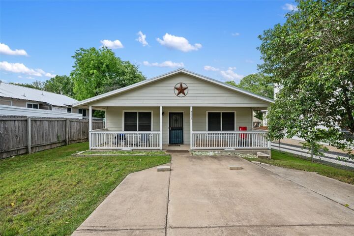 5009 Lott Avenue  Austin TX 78721 photo
