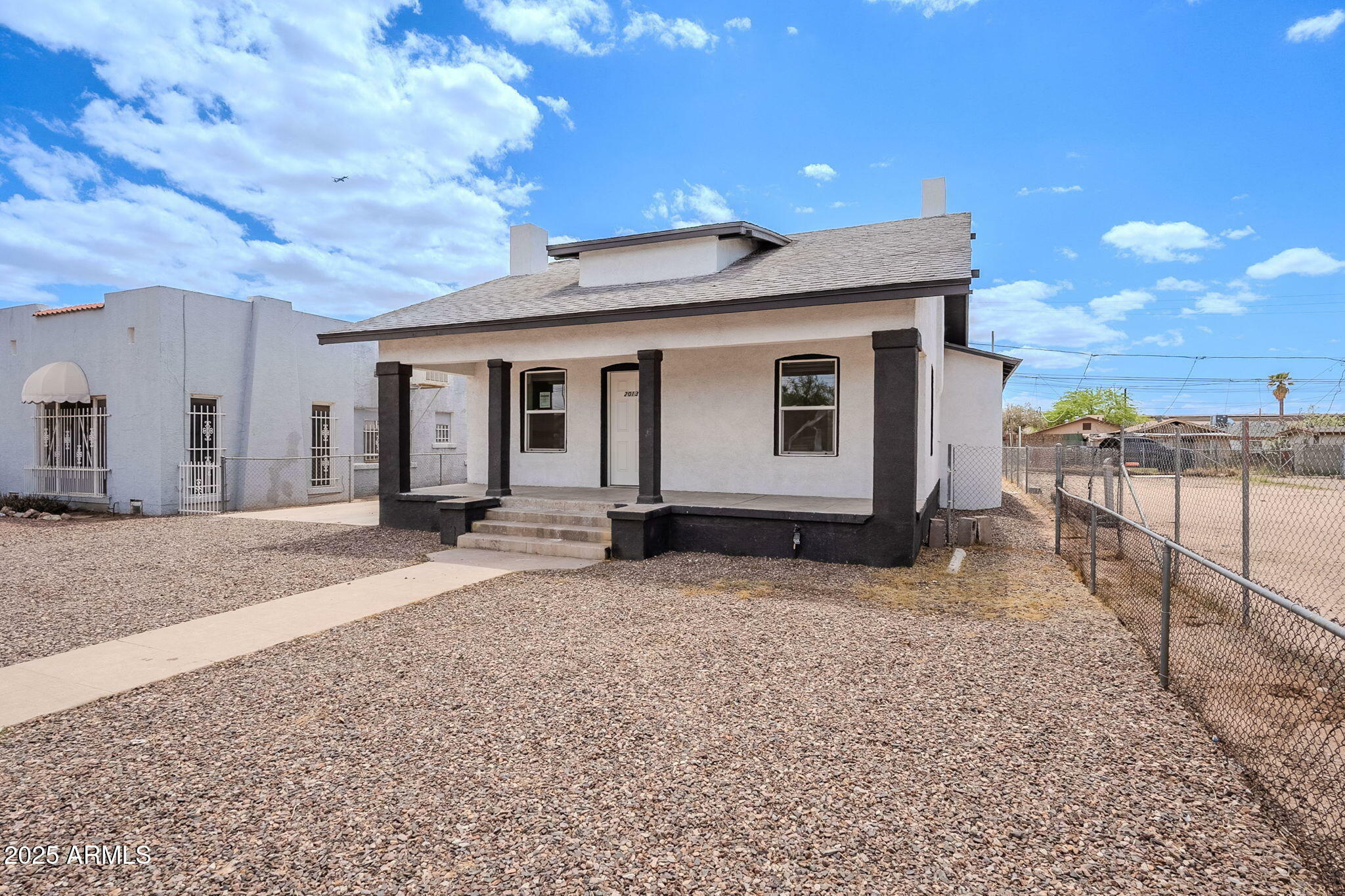 Property Photo: 2013 W Jefferson Street AZ 85009