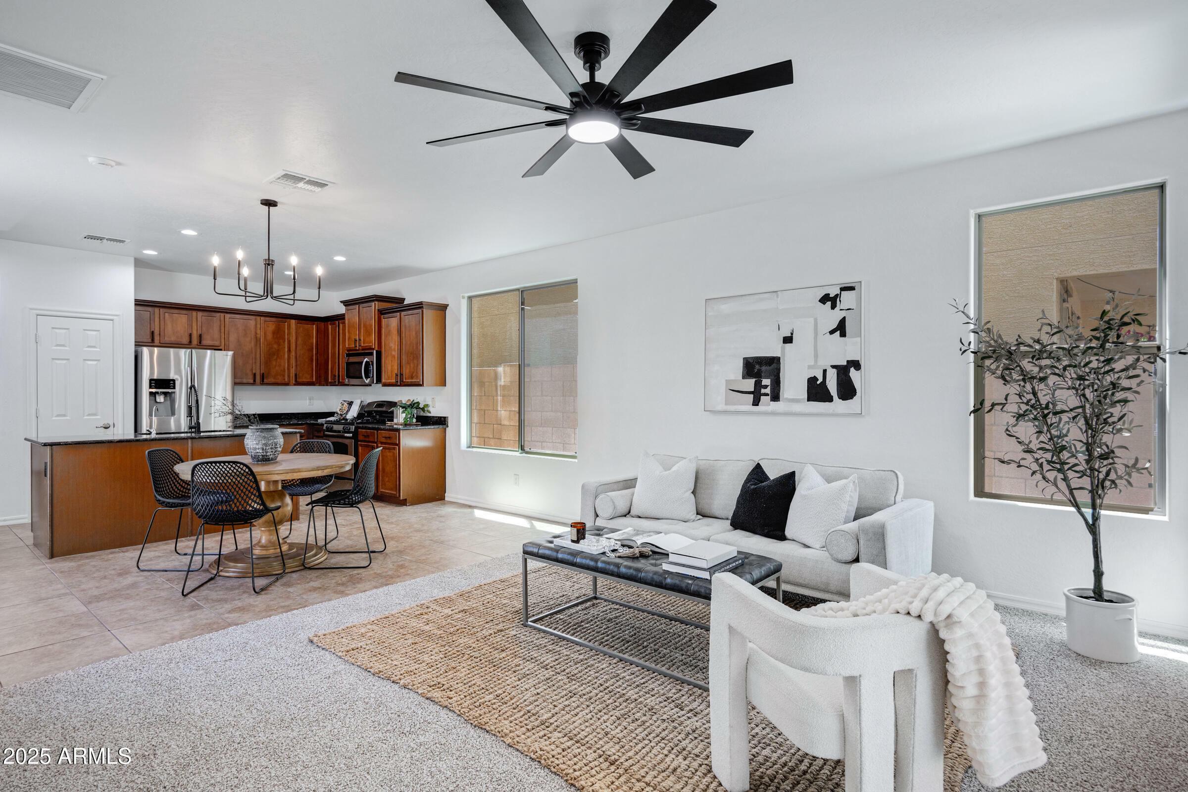 Property Photo: 19172 E Kingbird Drive AZ 85142