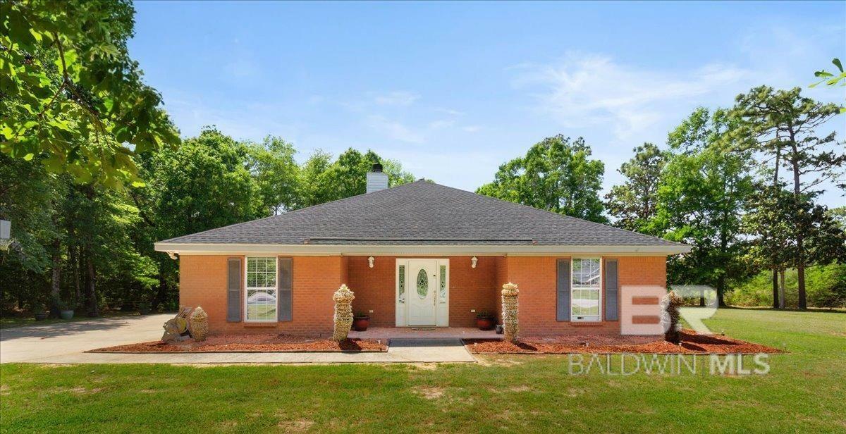 Property Photo: 9830 Pineview Avenue AL 36582