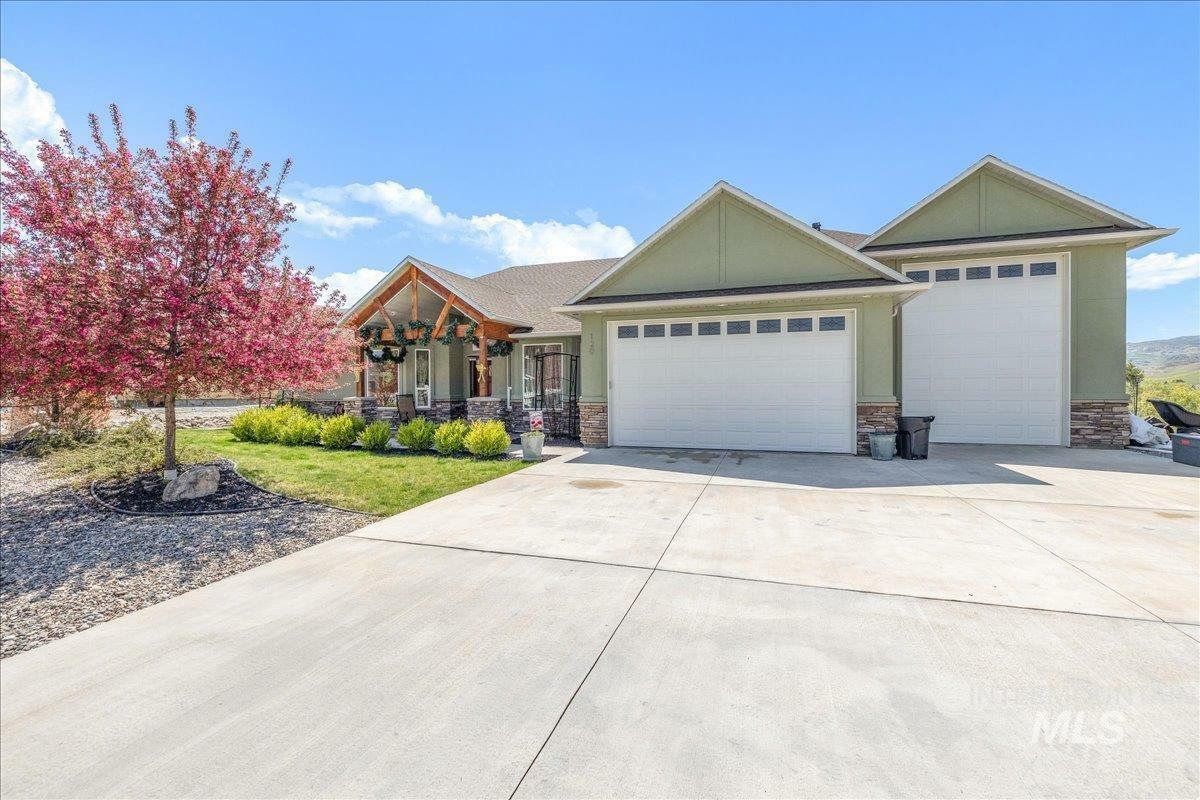 Property Photo: 120 S. Riverside Dr. ID 83629