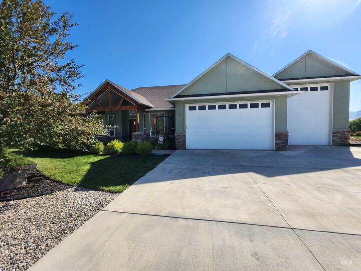 Property Photo: 120 S. Riverside Dr. ID 83629