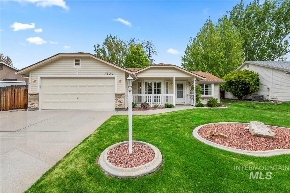 Property Photo: 7332 W Devonwood Dr ID 83714