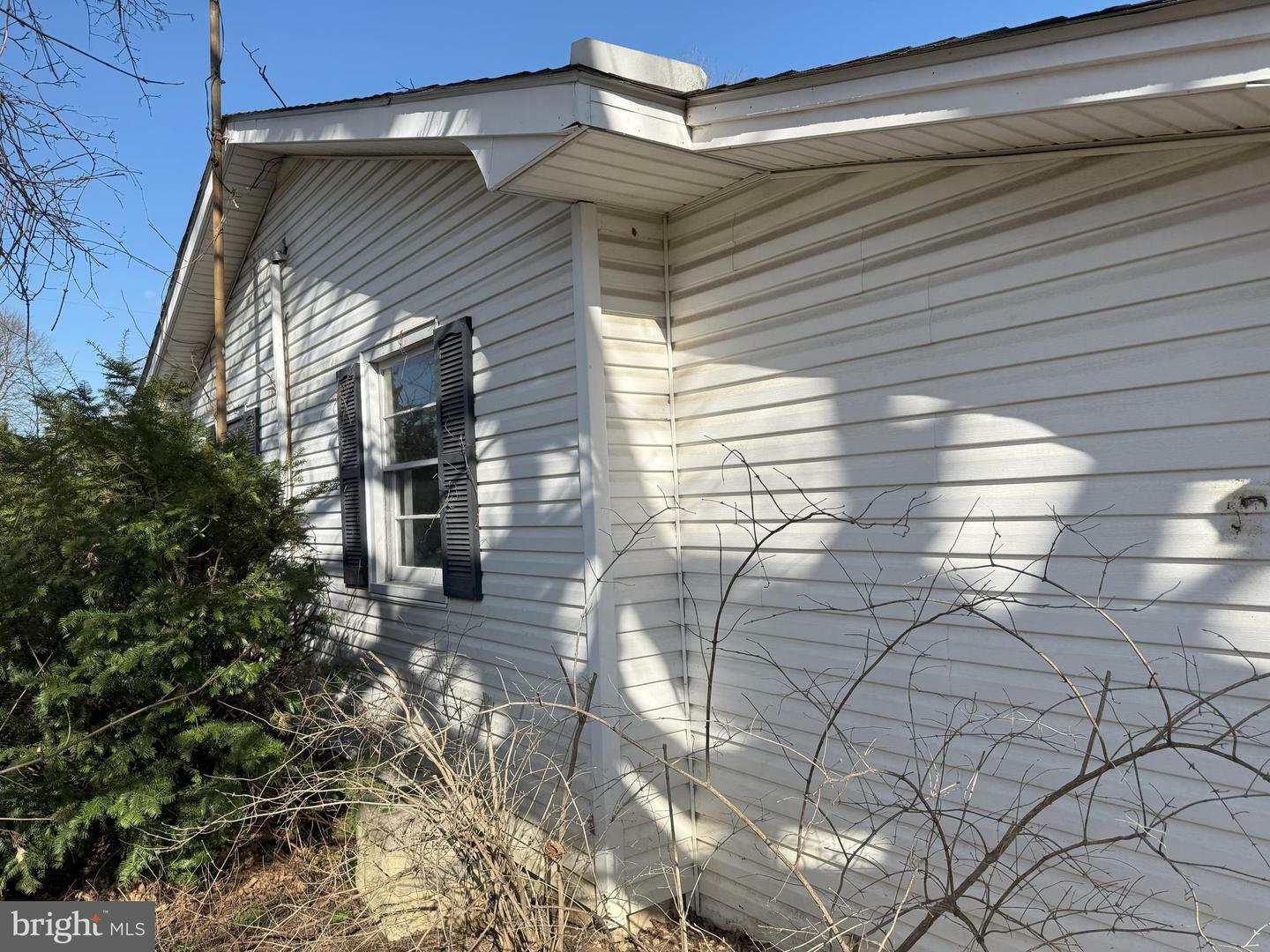 Property Photo: 200 Greenbriar Road WV 25401