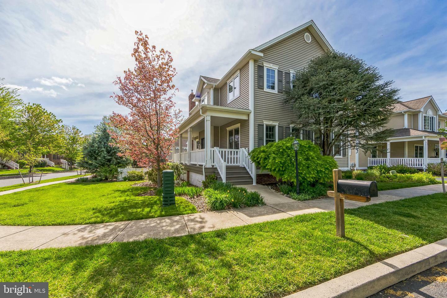 Property Photo: 951 Pinehurst Drive PA 19425