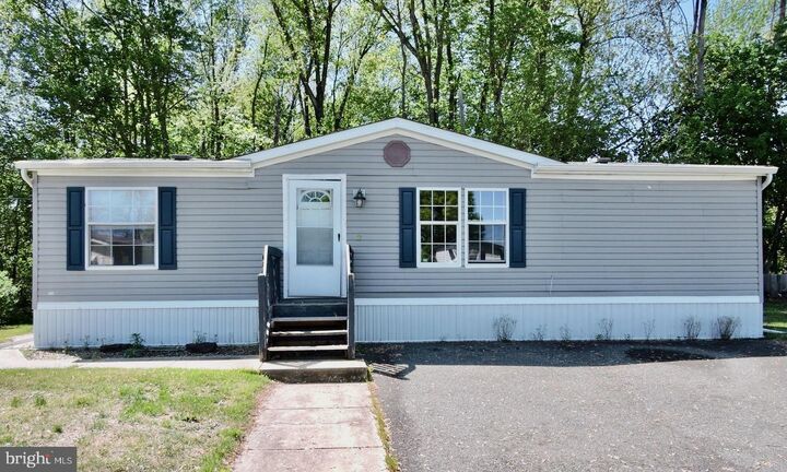 194 Jacobstown New Egypt Road 2  Wrightstown NJ 08562 photo