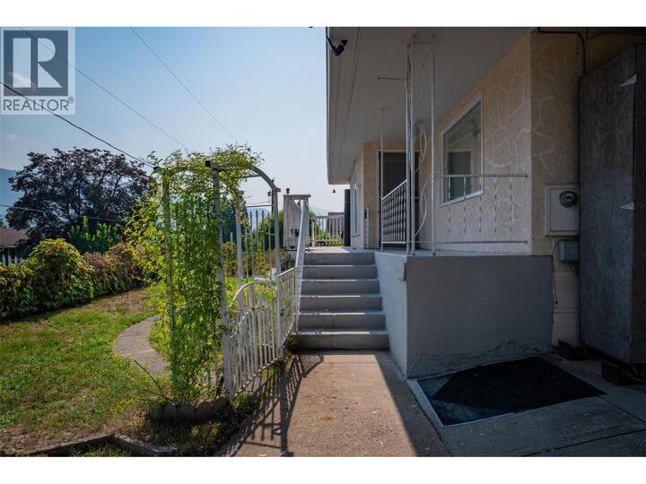 Property Photo: 3404 4th Avenue BC V1N 2T3
