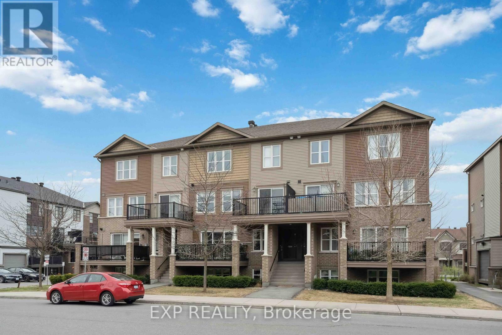 486 Clearbrook Drive  Ottawa ON K2J 0H9 photo