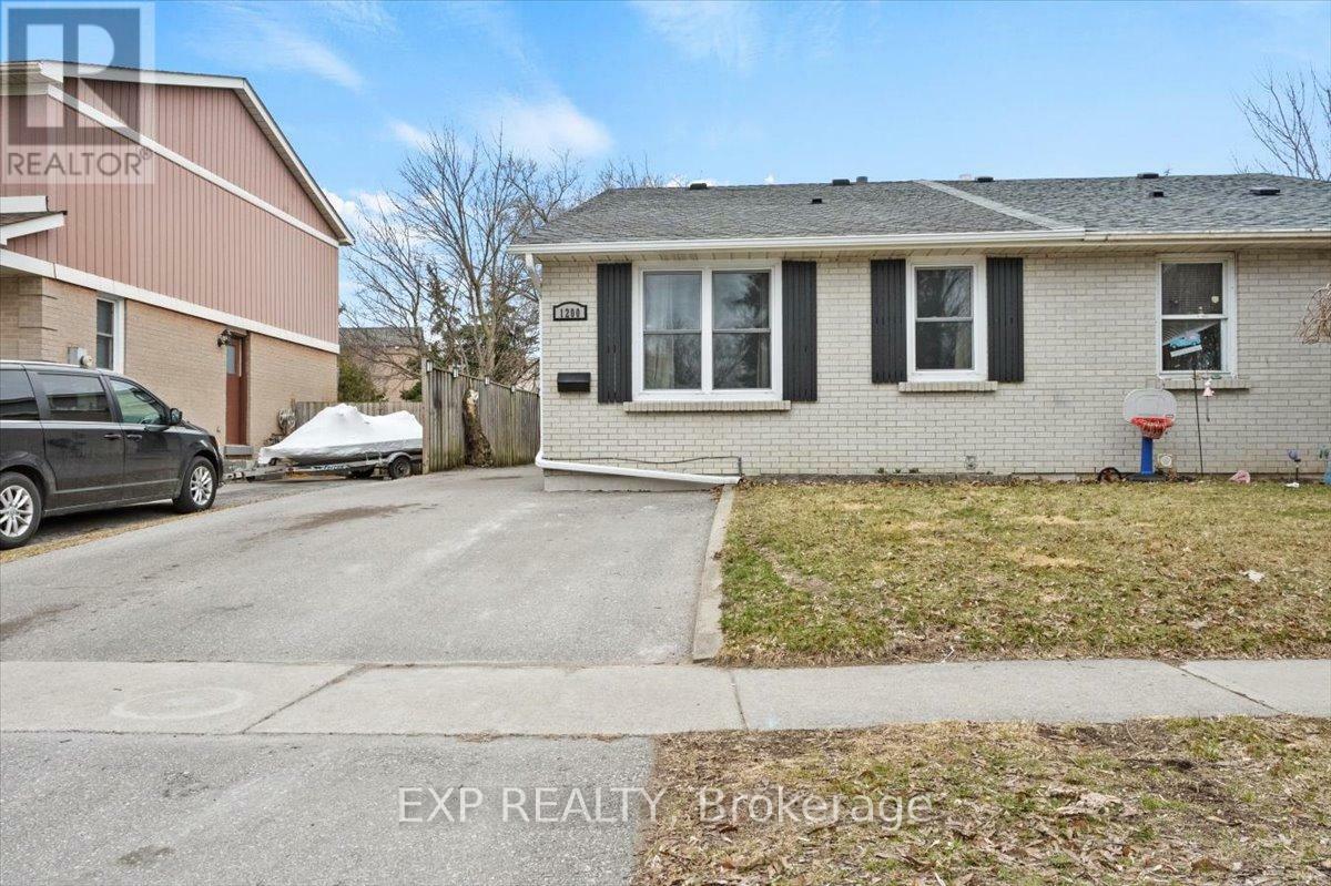 Property Photo: 1200 Trowbridge Drive ON L1G 7H2