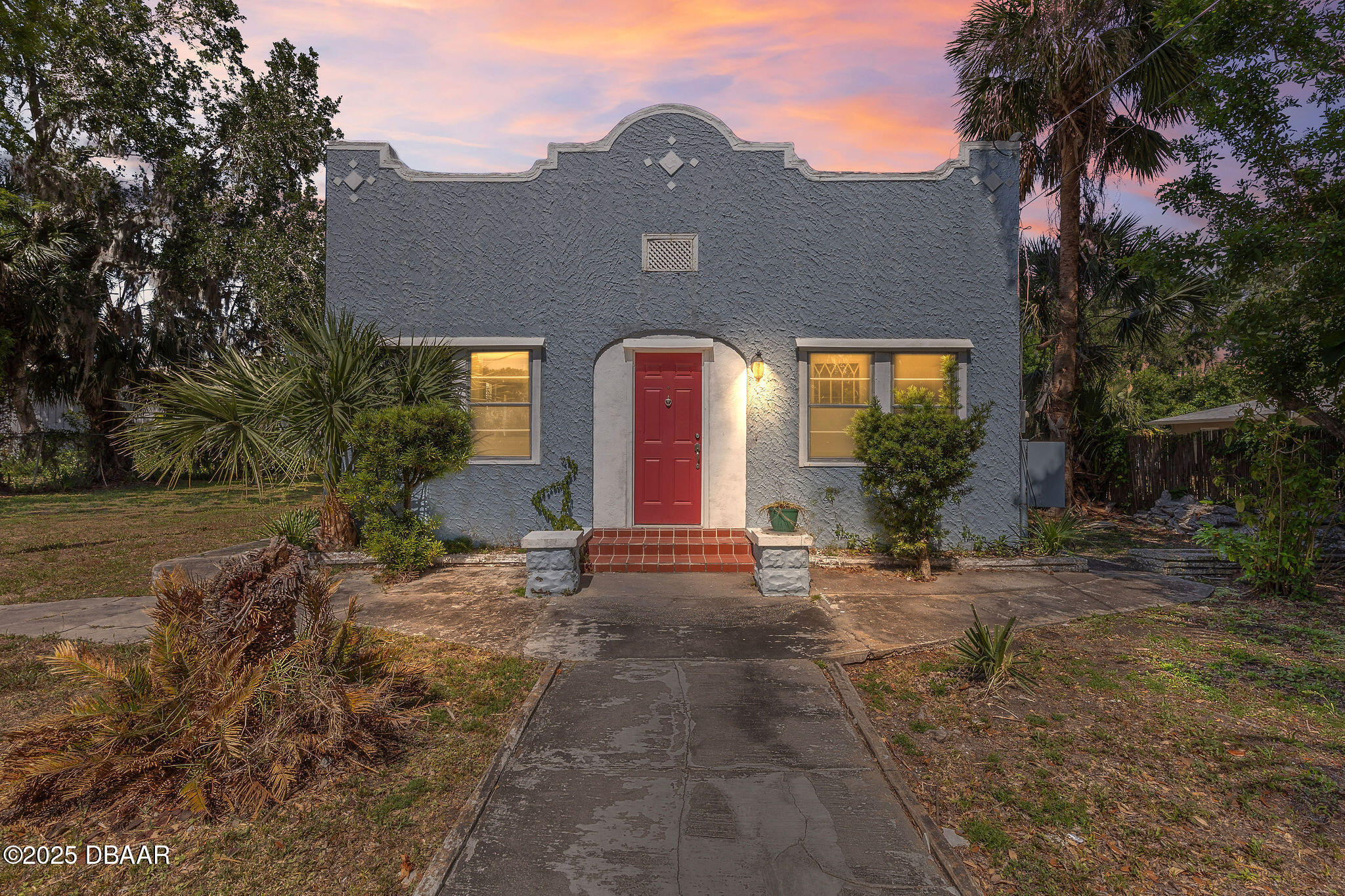 Property Photo:  509 Park Drive  FL 32114 
