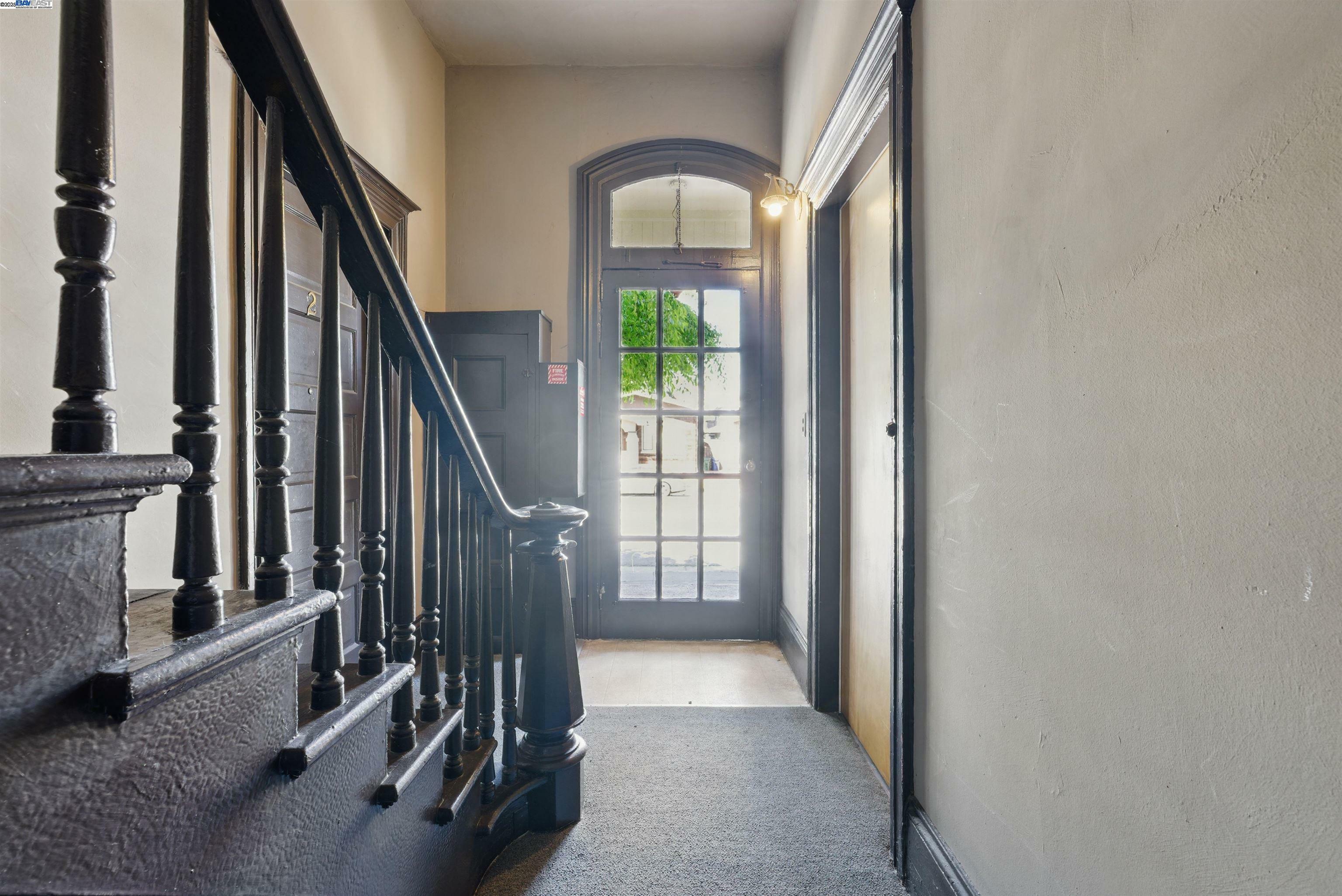 Property Photo: 3014 Encinal Ave CA 94501
