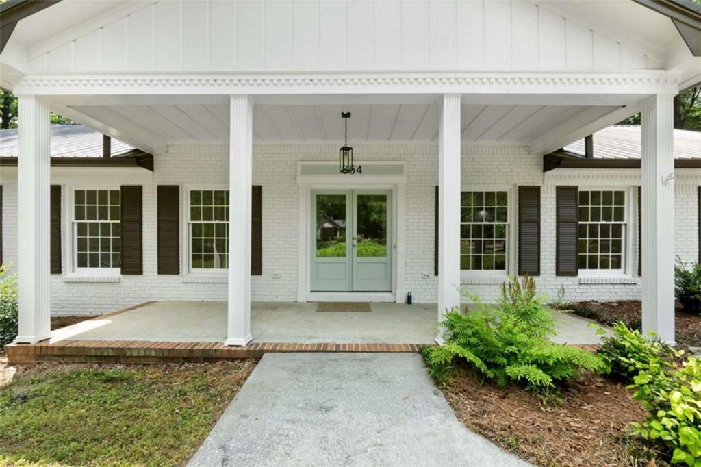 Property Photo: 854 Hickory Ridge Drive GA 30233