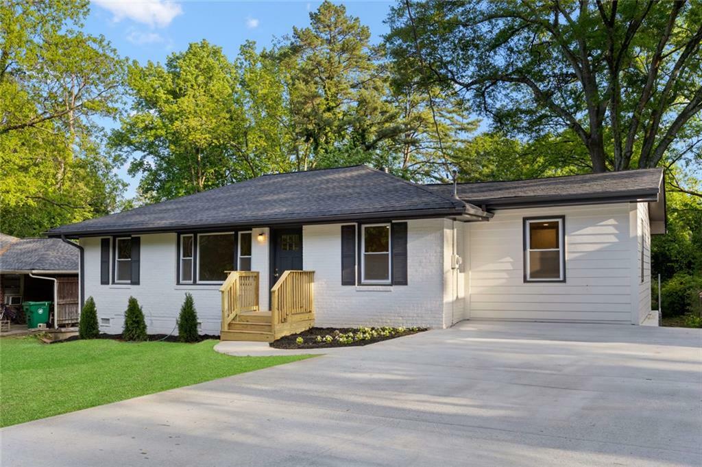 Property Photo: 2805 Long Way GA 30032