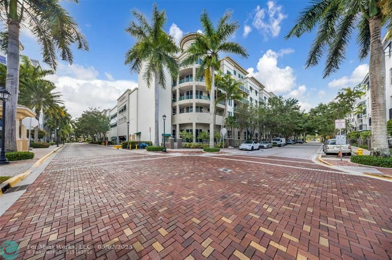 Property Photo: 510 NW 84th Ave 420 FL 33324