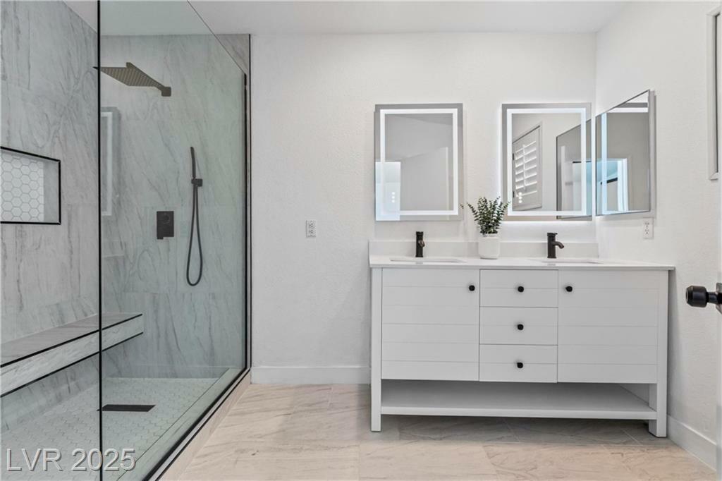Property Photo: 5516 Ness Avenue NV 89118