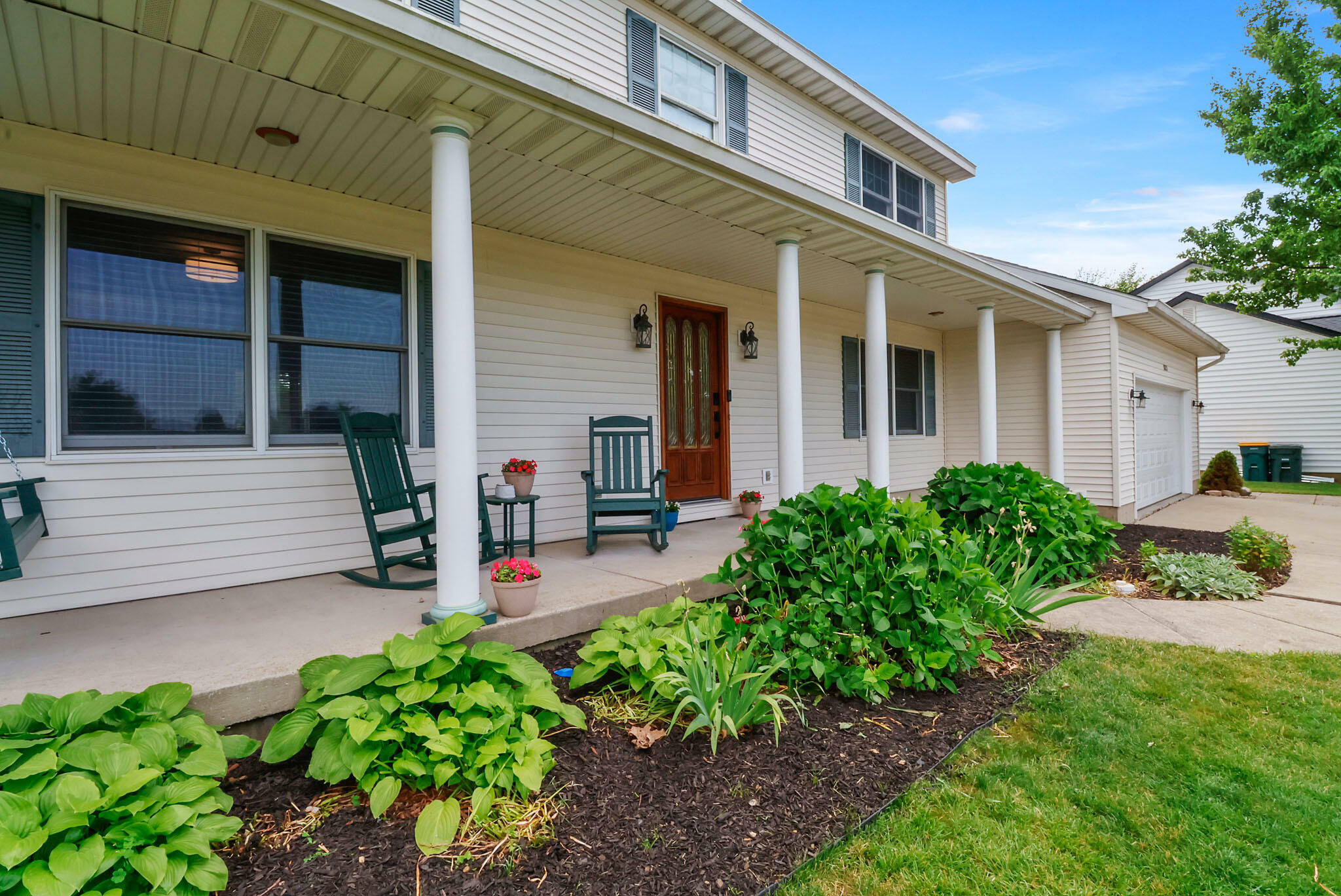 Property Photo: 1353 Cobblestone Drive IN 46385