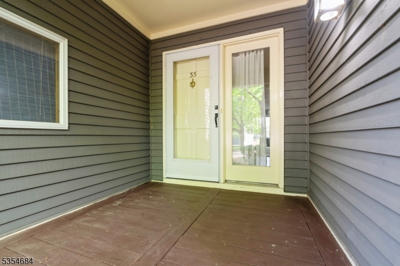 Property Photo: 35 Greenbriar Ln NJ 08801