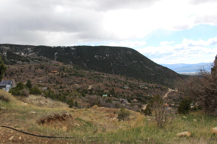 Property Photo:  1133 E Mountain View Cir  UT 84720 