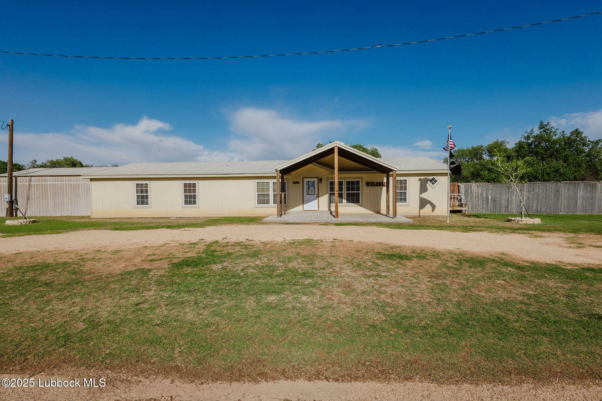 Property Photo: 1328 Avenue N TX 79373