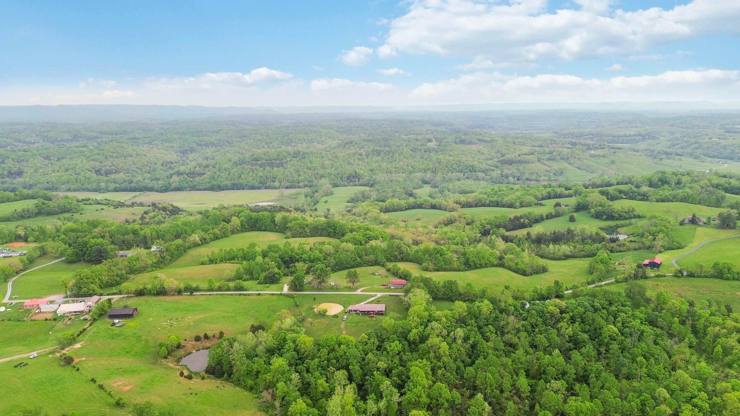 Property Photo: 999 Bend Road KY 40385