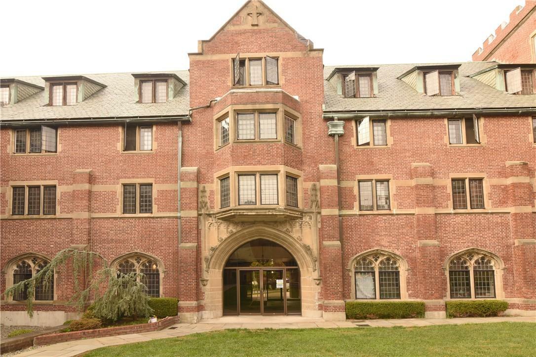 Property Photo: 320 Chateau Rive NY 10566