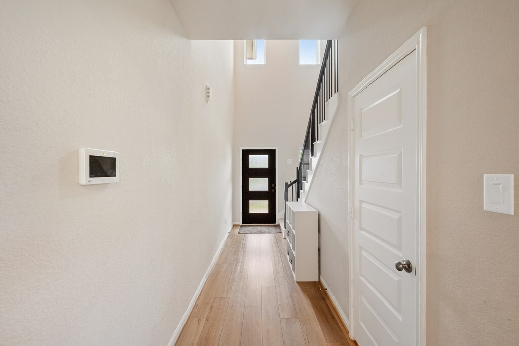 Property Photo: 104 Clay Creek Lane TX 77316