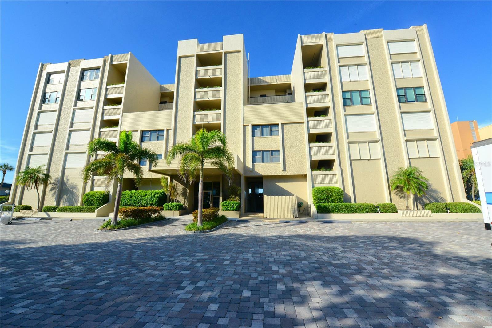 Property Photo: 2675 Gulf Of Mexico Drive 403 FL 34228