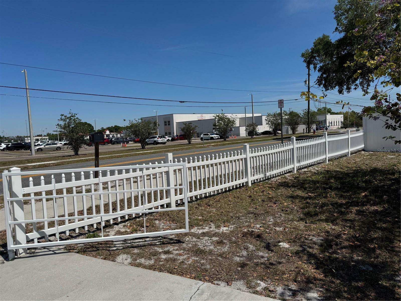 Property Photo: 8 E Summit Street FL 32712