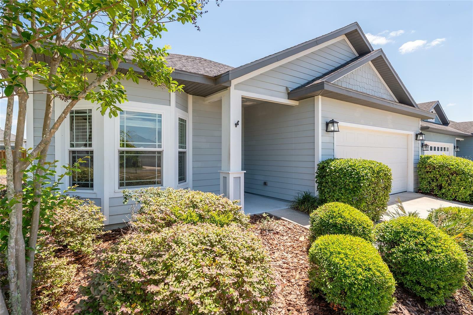 Property Photo: 6613 SW 95th Street FL 32608