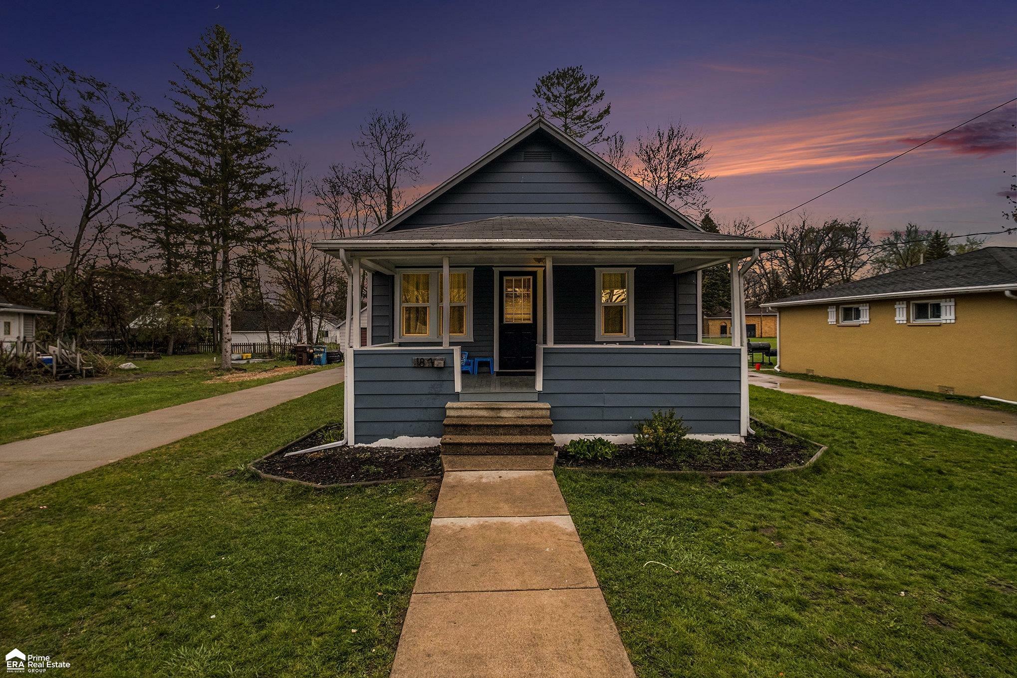 Property Photo: 187 S Saginaw Street MI 48457-9148